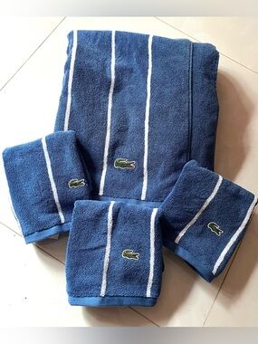 Lacoste (4 Piece)  Sport Stripe Bath Towel Set
